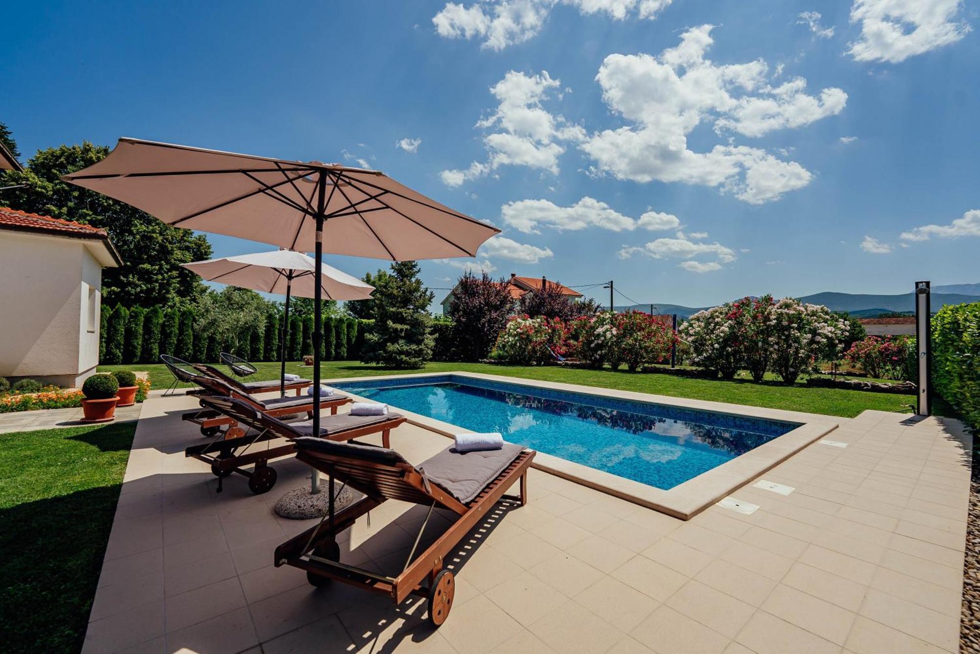 Villa Latica Donji Proložac Exterior foto